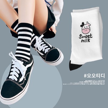 黑白斑點 長襪【台灣現貨】D640 棉襪 襪子 中筒襪 隱形襪 除臭襪 船型襪 短襪 襪子女 男襪 襪子男 潮襪 船襪