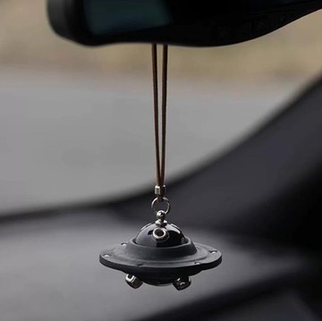 太空飛船車掛件車載香薰汽車香水輕奢高級感車內掛飾香氛擺件裝飾