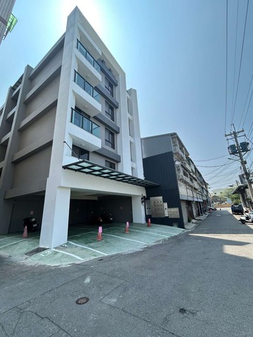 點我轉轉璽悅七全新兩房兩衛附平面車位｜台中市大里區光明路