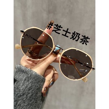 奶茶色墨鏡2024新款女可配有度數偏光太陽鏡超輕圓框顯瘦眼鏡防曬