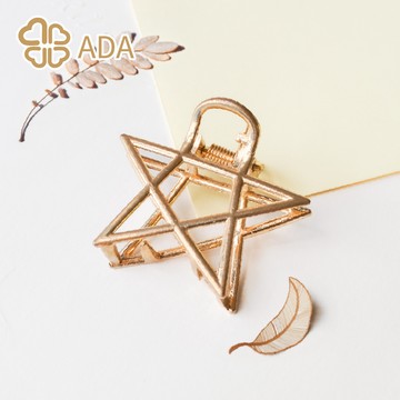 ADA縷空五角星金屬抓夾4.5cm