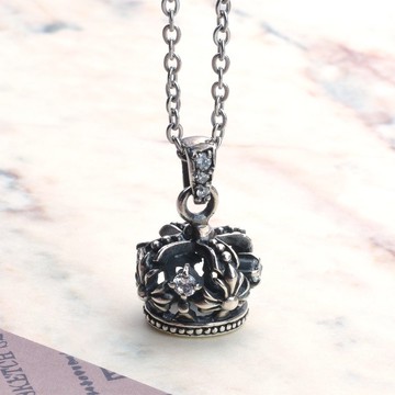 +王者冠冕+ 925純銀飾 立體復古皇冠個性晶鑽項鍊墜飾