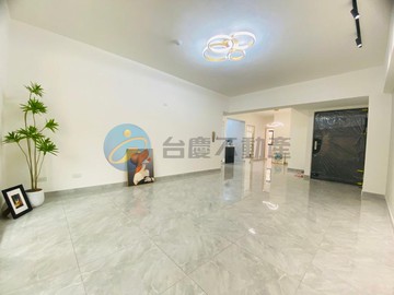 科工館正興國中採光翻新大四房低公設｜高雄市三民區正興路