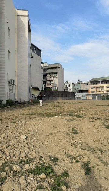 岡山87期旁臨國小的大坪數大樓建地｜高雄市岡山區介壽段