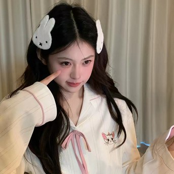 🐰台灣現貨 小兔魔術貼 魔鬼氈瀏海貼一片裝 瀏海固定 無痕前髮貼 碎髮貼 頭髮貼片 魔術貼 碎髮神器 髮飾 頭髮 髮貼