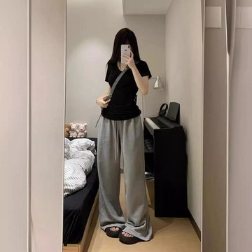 【WYZ】風短袖 夏季女裝V領短袖超顯瘦正肩女T恤辣妹收腰修身深V領打底衫女
