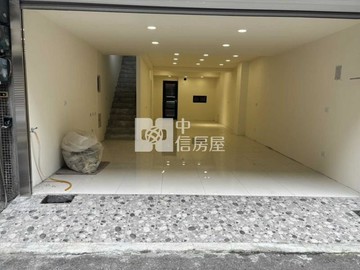 中壢夜市 光明公園全新整理透天 中信妮姐｜桃園市中壢區民權路二段