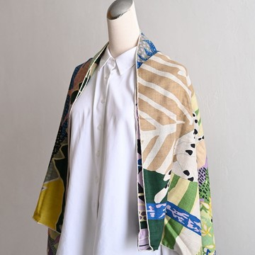 HERMES En Liberte ! shawl 羊絨蠶絲混紡絲巾/披肩.米