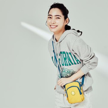 【Kinloch Anderson】極簡耀色 防潑水多功能夾層小款側背包(黃色)