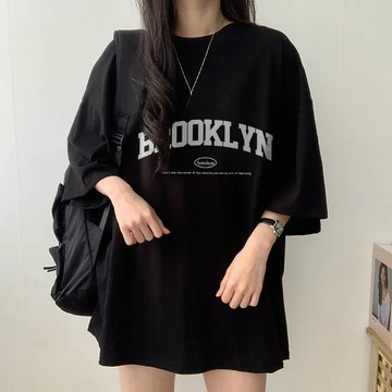 入手一件！ 短袖 短袖T恤 純棉上衣 美式復古短袖 短袖上衣 oversize t恤 黑色上衣 寬鬆上衣 夏日穿搭