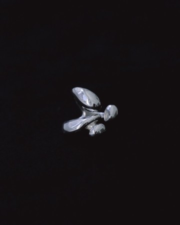 Tide Surge Ear Cuff 潮湧耳骨夾