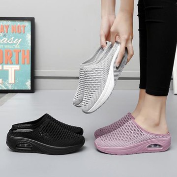 新款鏤空透氣休閑涼鞋防滑軟底中跟氣墊女鞋包頭拖鞋中老年媽媽鞋