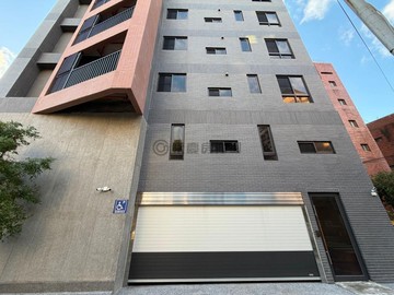 平鎮義興國小第一排 垽赫小學苑 1+2樓+車位｜桃園市平鎮區義興街