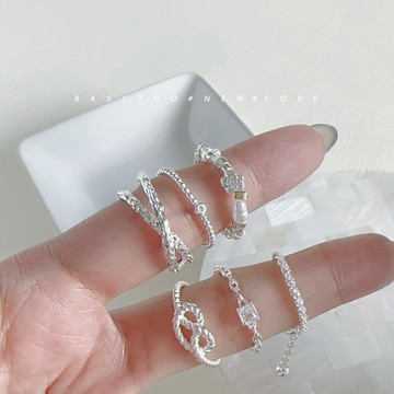 現貨-法式優雅 蝴蝶餅戒指 銀白優雅戒指【901104】可調開口戒指  山茶花碎銀串珠彈性戒指 飾品 C102 C28