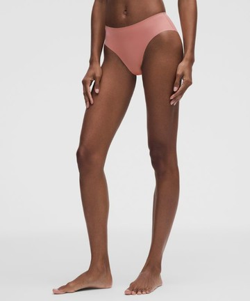 InvisiWear Mid-Rise Bikini Underwear Size Medium