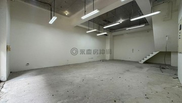 京懋華爾道夫2黃金商業1+2樓店面配雙車｜桃園市中壢區領航南路三段
