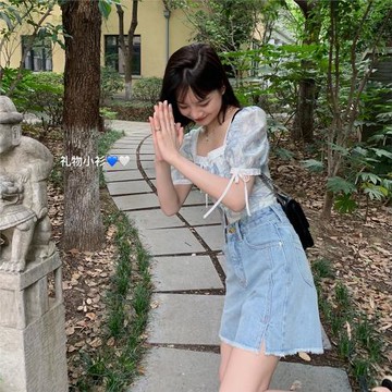 禮物小衫系列~穿繩引帶 誰不愛甜妹!輕盈的法式小復古 顯瘦掛上衣