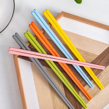 陶瓷筷子新款單人高顏值彩色瓷筷家用高檔公筷防滑不發霉一人一筷