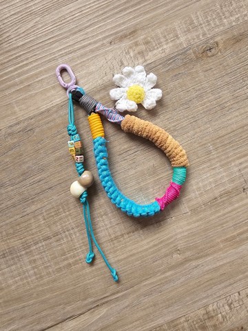 Faith Handmade | GD小雛菊 多巴胺 手機腕帶 相機腕帶 手機掛繩