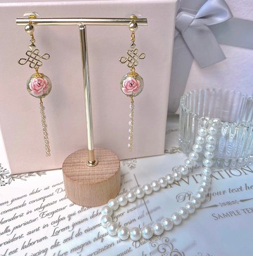 18K山茶花珍珠耳環