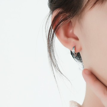 925純銀睡覺不用摘的耳扣2021新款潮耳環百搭樹葉網紅小耳圈圓環