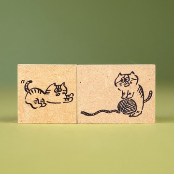 印章 PLAY Sanpo & Niko Ball of Yarn