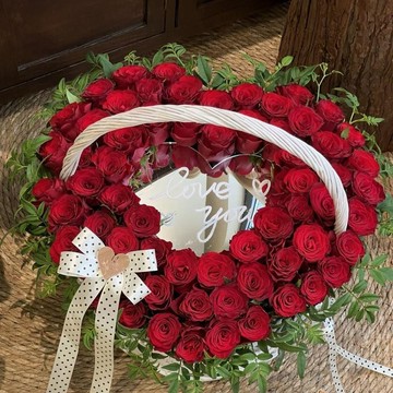 ❀【花中世界】❀七夕愛心花籃鏡子花籃情人節仿真玫瑰花束成品送女朋友閨蜜生日