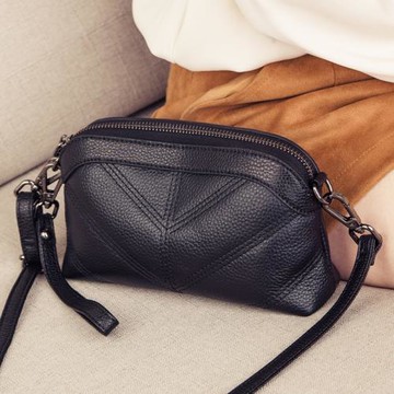 真皮時尚百搭單肩手拿包