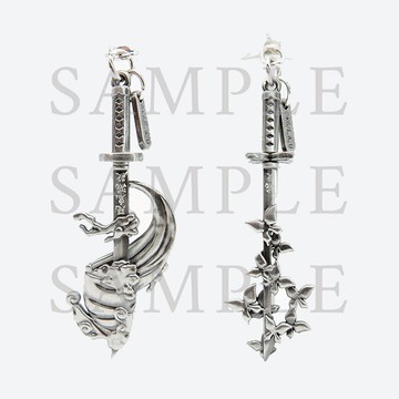 鬼滅之刃 日輪刀金屬吊飾 (富岡義勇/胡蝶忍) JP