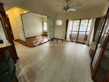 前鎮瑞隆｜室內30坪｜三大房平車｜高雄市前鎮區武慶一路