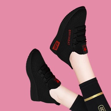 內增高旅游運動鞋女2025新款春季跳舞鞋軟底輕便單鞋飛織球鞋爆款