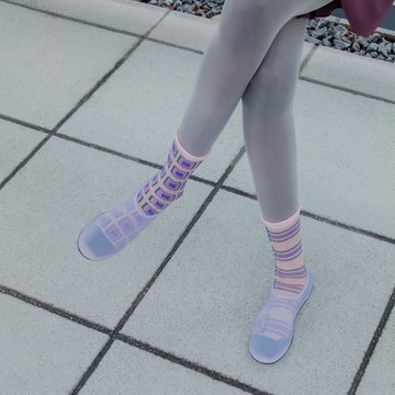 ML010 Glow Epique 貝殼粉大人系不對稱亮片襪