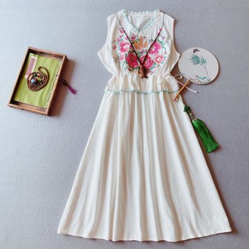 民族風復古刺繡棉麻連衣裙女夏中式文藝復古民族風寬松無袖長裙子