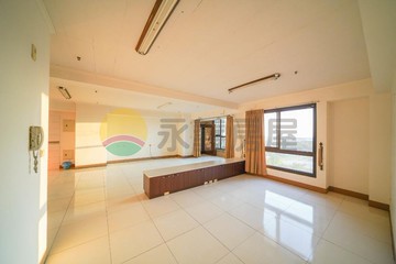 桃子園軍港|稀有山海市景三重景觀宅｜四房雙平車｜高雄市左營區自勉路
