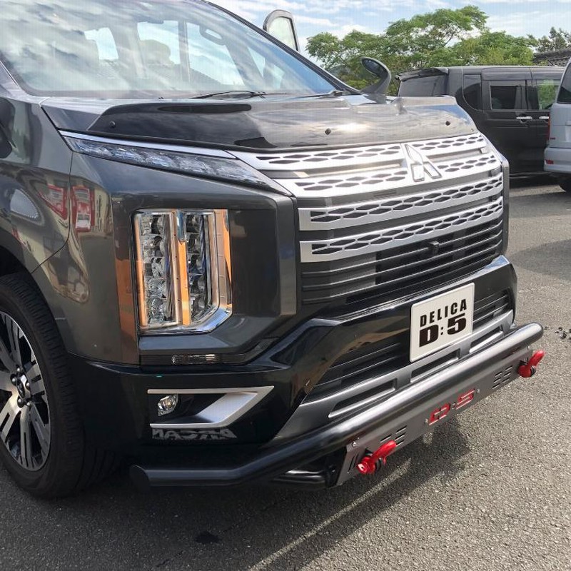 デリカ D5 前期　CV5W CV2W CV1W フロントグリル　シルバー 三菱純正 デリカ D:5 CV1W CV5W CV2W CV4W カメラ無し車用