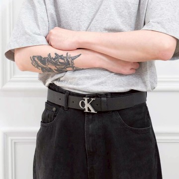 【Sharkhead】現貨 Calvin Klein 皮帶 金屬 黑色 荔枝皮 銀扣 細帶 腰帶 皮件 大標 Ck