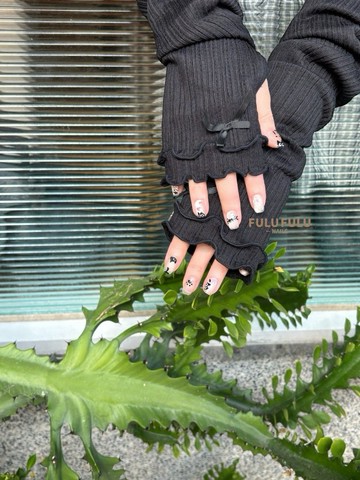 軟萌女孩| 手工穿戴甲 | 貓貓咪呀