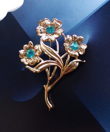 Vintage Jewelry 西洋古董飾品 湖水藍萊茵 花朵 別針