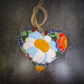 陶瓷牆飾心形鮮花，手工心形家居裝飾，心形裝飾