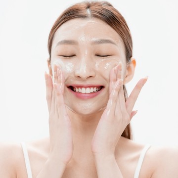 洗歡和妳分享【LUMI】仙人掌潔面迷你雙件組 (仙人掌舒緩潔面乳Mini 50ml+仙人掌溫和潔面凝露Mini 50ml) 體驗組 旅行組 外出旅遊 洗面乳 溫和清潔 舒緩肌膚 閨蜜禮