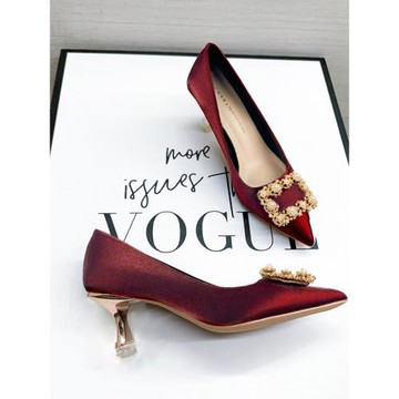 新娘鞋婚鞋秀禾婚紗兩穿酒紅色尖頭新款高跟鞋女細跟鞋不累腳單鞋