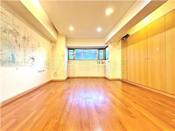 獨賣頂溪高樓景觀車位｜新北市永和區中山路一段