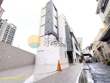 墅立方三期全新未住大面寬雙車別墅｜台中市太平區中平九街