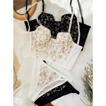 法式花朵刺繡無肩帶蕾絲文胸內衣