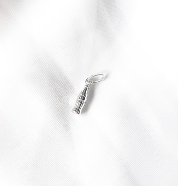 18K白色黃金吊墜