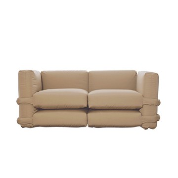 Pillow 蓬軟雙人座扶手沙發（香檳米）