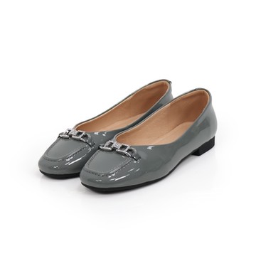 viina簡約水鑽馬銜扣漆皮平底娃娃鞋-灰
