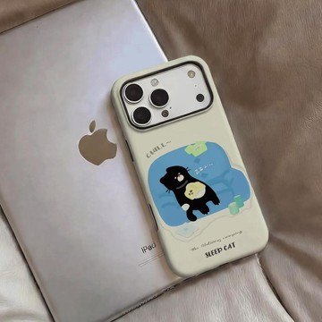 慵懶治癒黑貓蘋果17promax16e菲林15二合一iPhone14/13手機殼12硬