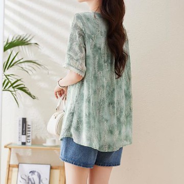 【LANNI 藍尼】★五分袖寬鬆氣質上衣(上衣/女裝/T恤/休閒/百搭)