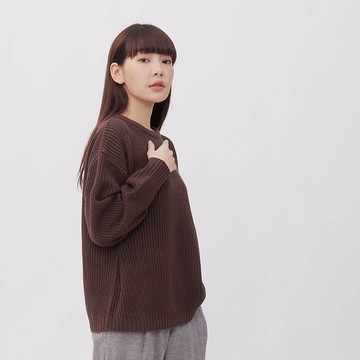 圓領針織舒適毛衣 Rebecca